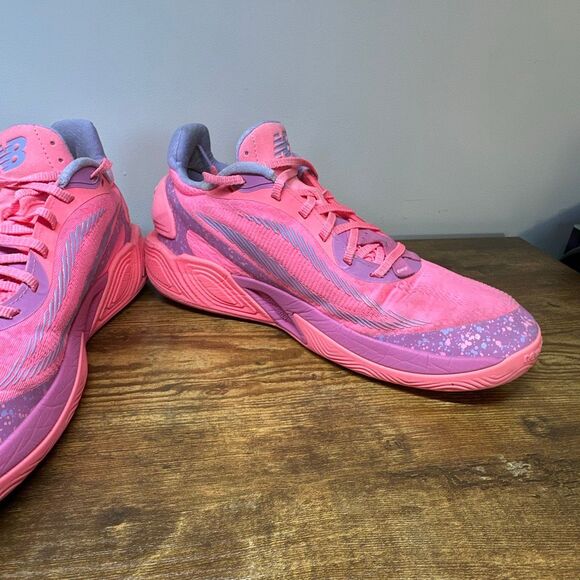 New Balance Basketball Shoes Mens 13 Pink Two WXY v5 Sneakers Running Workout - Picture 3 of 13
